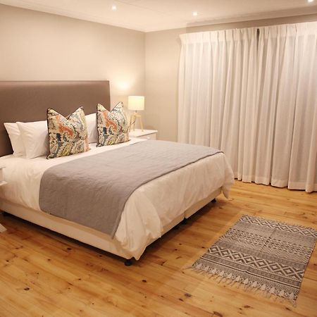 Eden Guesthouse B&B Dana Bay Экстерьер фото