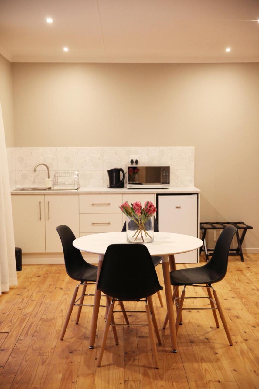 Eden Guesthouse B&B Dana Bay Экстерьер фото