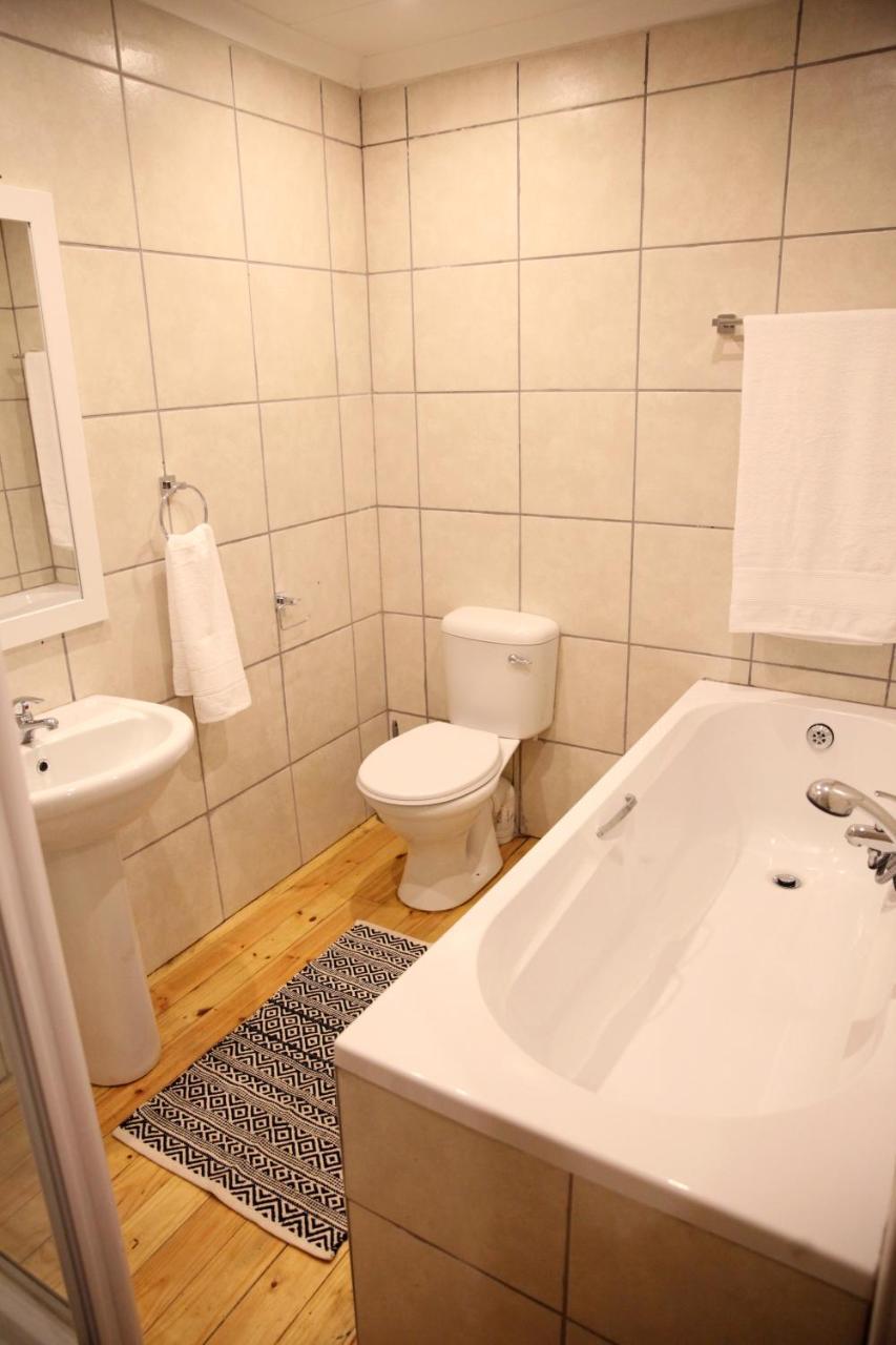 Eden Guesthouse B&B Dana Bay Экстерьер фото